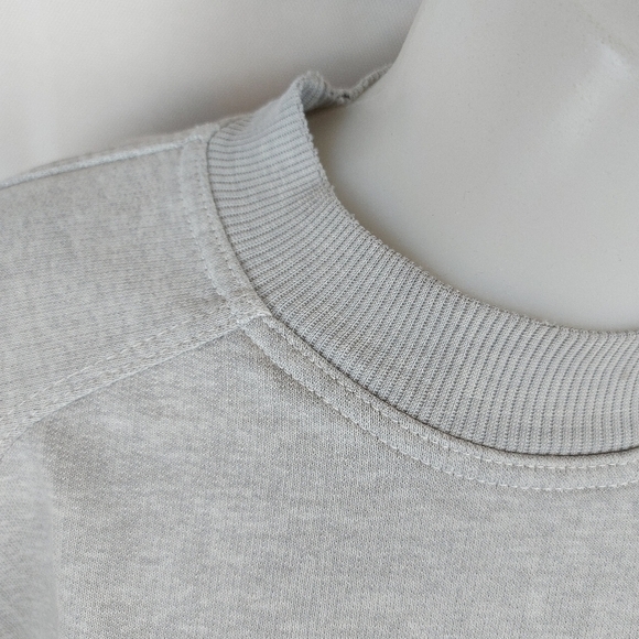 Vintage gray crew neck pullover sweater fit large - Picture 5 of 12